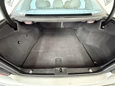 Lot 145 - 2004 Mercedes-Benz E320