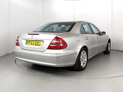 Lot 145 - 2004 Mercedes-Benz E320