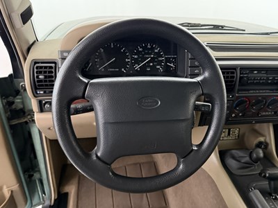 Lot 134 - 1997 Land Rover Discovery V8