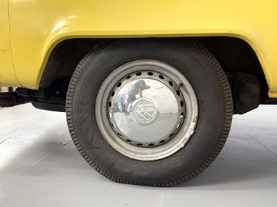 Lot 66 - 1972 Volkswagen T2 Westfalia