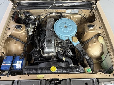 Lot 12 - 1985 Nissan Laurel