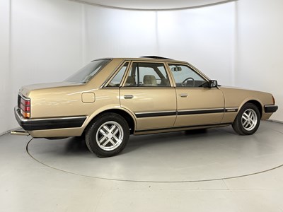 Lot 12 - 1985 Nissan Laurel