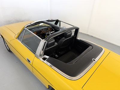 Lot 131 - 1977 Triumph Stag