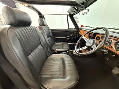 Lot 131 - 1977 Triumph Stag