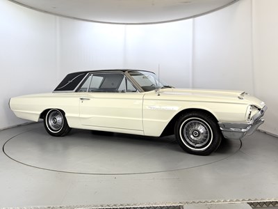 Lot 23 - 1964 Ford Thunderbird