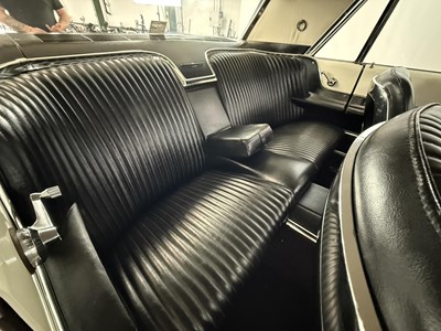 Lot 23 - 1964 Ford Thunderbird