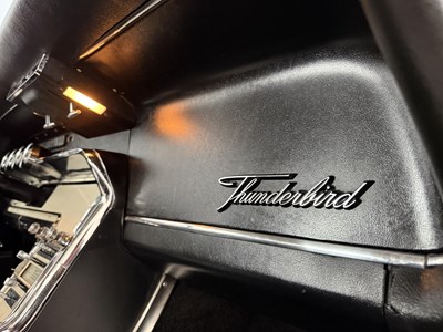 Lot 23 - 1964 Ford Thunderbird