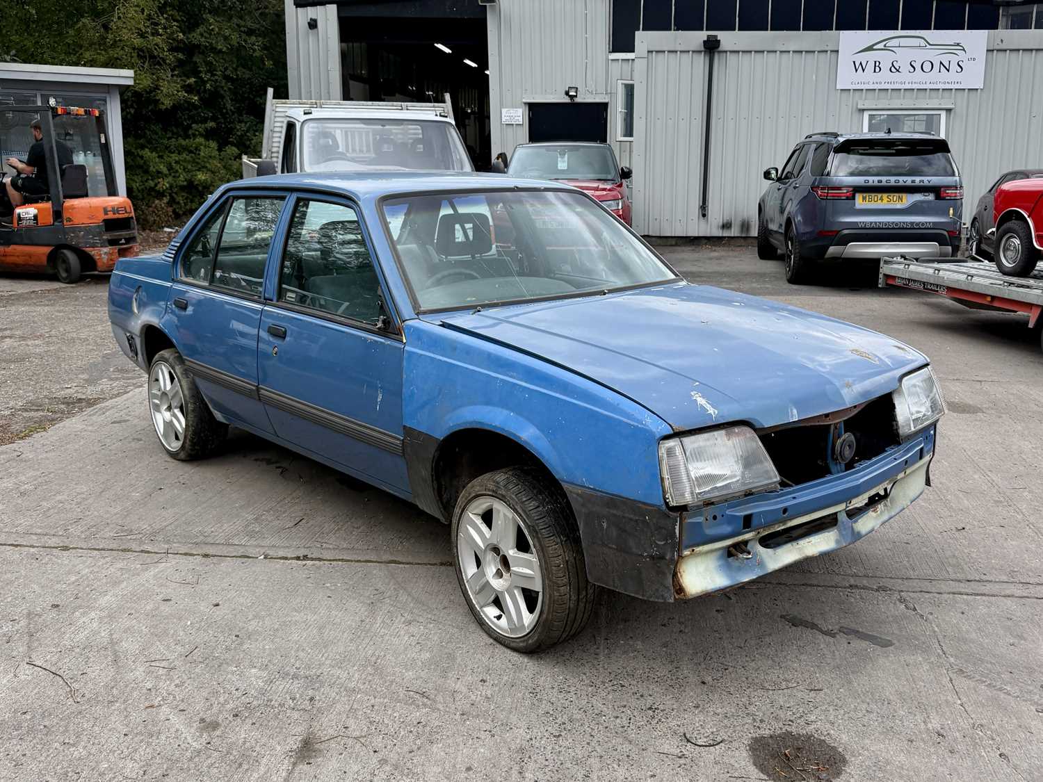 Lot 185 - 1988 Vauxhall Cavalier