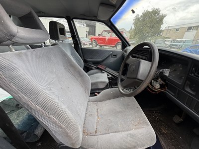 Lot 185 - 1988 Vauxhall Cavalier