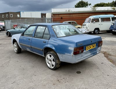 Lot 185 - 1988 Vauxhall Cavalier