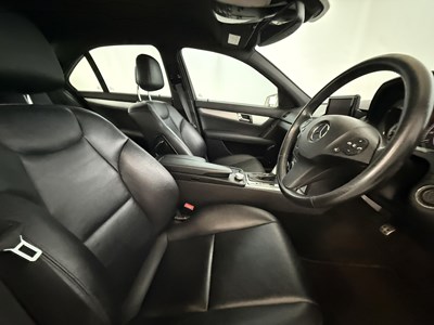 Lot 77 - 2010 Mercedes-Benz C350 Sport