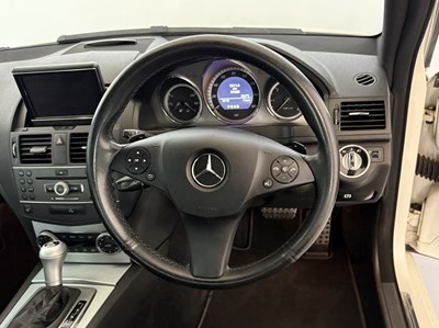 Lot 77 - 2010 Mercedes-Benz C350 Sport