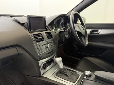 Lot 77 - 2010 Mercedes-Benz C350 Sport