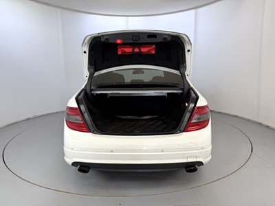 Lot 77 - 2010 Mercedes-Benz C350 Sport