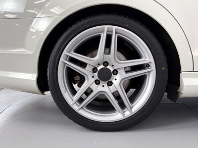 Lot 77 - 2010 Mercedes-Benz C350 Sport