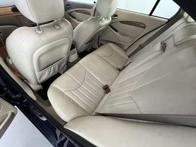 Lot 144 - 2001 Jaguar S-Type V8