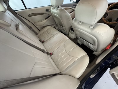 Lot 144 - 2001 Jaguar S-Type V8