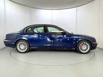 Lot 144 - 2001 Jaguar S-Type V8