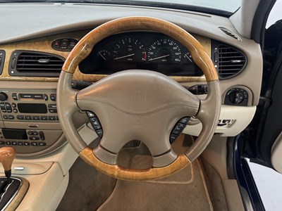 Lot 144 - 2001 Jaguar S-Type V8