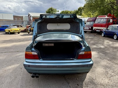 Lot 65 - 1995 BMW Alpina B3