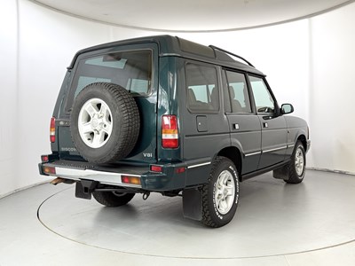 Lot 99 - 1998 Land Rover Discovery V8 LSE