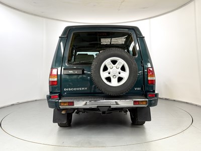 Lot 99 - 1998 Land Rover Discovery V8 LSE
