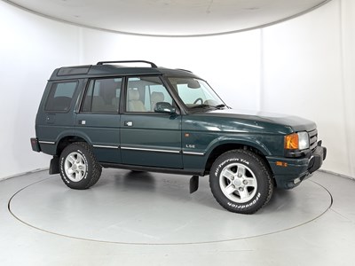 Lot 99 - 1998 Land Rover Discovery V8 LSE