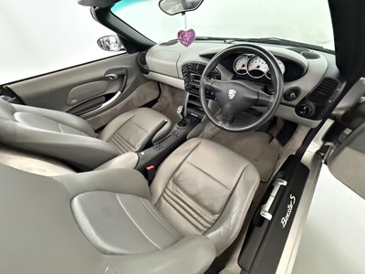Lot 125 - 2000 Porsche Boxster S