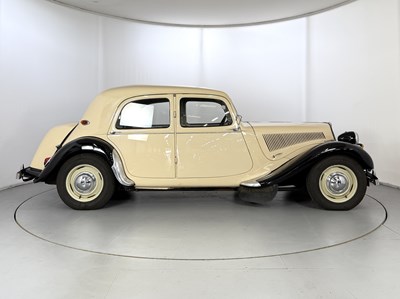 Lot 210 - 1954 Citroen Traction Avant