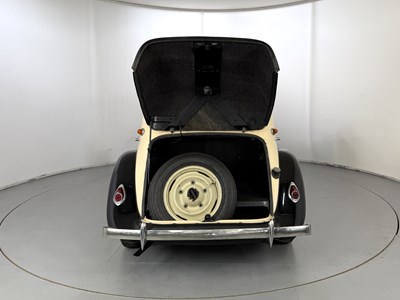 Lot 210 - 1954 Citroen Traction Avant