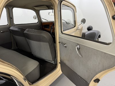 Lot 210 - 1954 Citroen Traction Avant