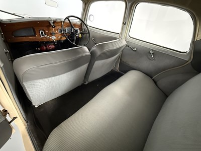 Lot 210 - 1954 Citroen Traction Avant