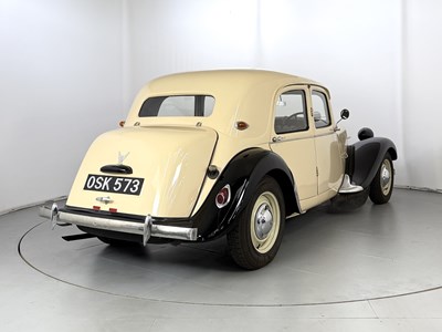 Lot 210 - 1954 Citroen Traction Avant