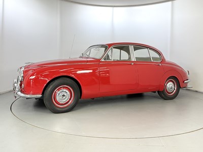 Lot 174 - 1968 Jaguar MK2 2.4
