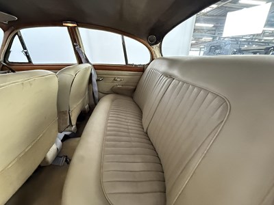 Lot 174 - 1968 Jaguar MK2 2.4