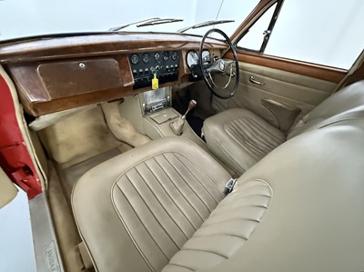 Lot 174 - 1968 Jaguar MK2 2.4