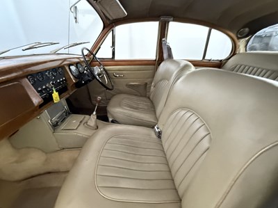 Lot 174 - 1968 Jaguar MK2 2.4