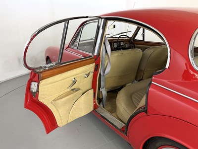 Lot 174 - 1968 Jaguar MK2 2.4