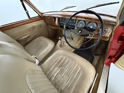 Lot 174 - 1968 Jaguar MK2 2.4