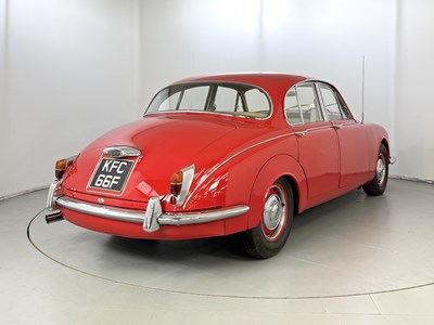 Lot 174 - 1968 Jaguar MK2 2.4