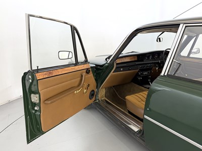 Lot 101 - 1976 Rover 3500