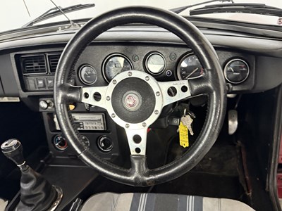 Lot 153 - 1981 MG B Roadster