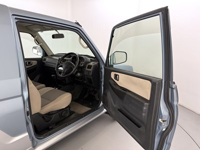 Lot 98 - 2007 Mitsubishi Pajero Mini