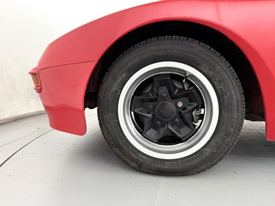 Lot 136 - 1984 Porsche 944