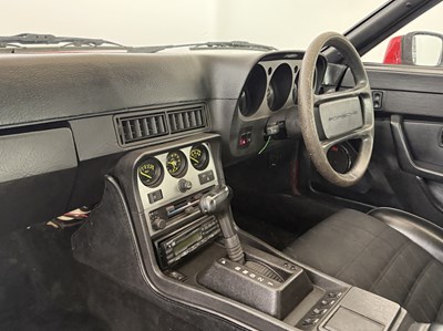 Lot 136 - 1984 Porsche 944