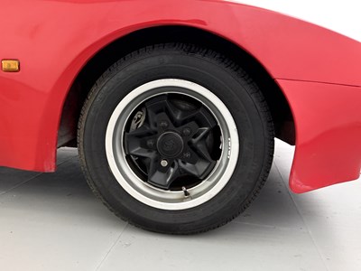 Lot 136 - 1984 Porsche 944