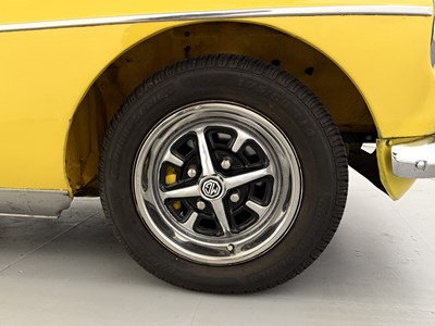Lot 212 - 1978 MG B Roadster