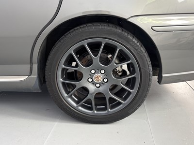 Lot 70 - 2002 MG ZT