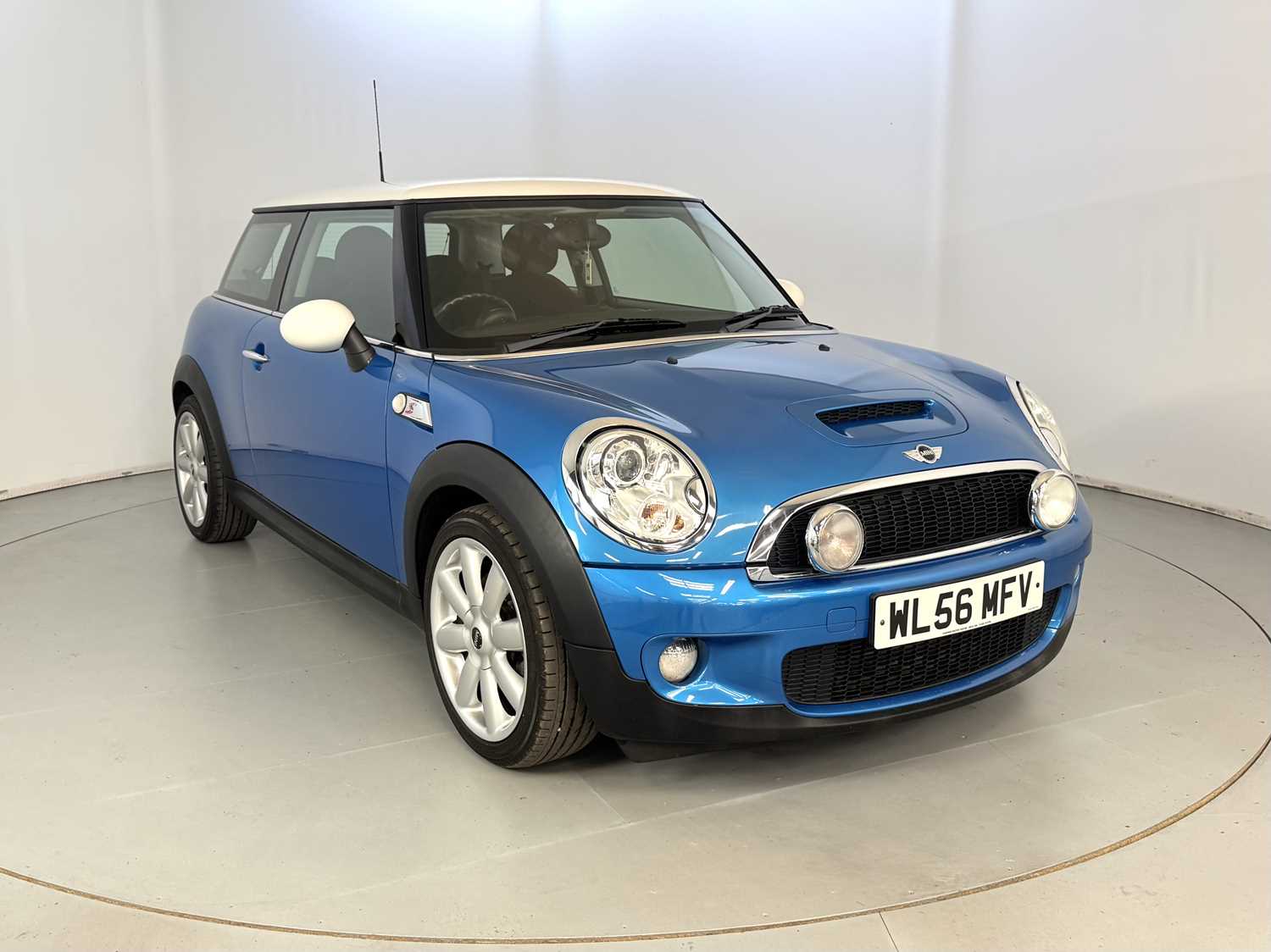 Lot 71 - 2006 Mini Cooper S