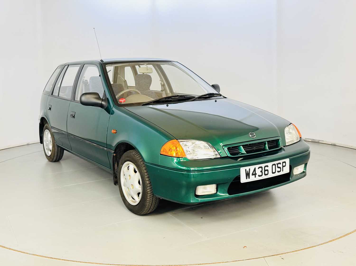 Lot 114 - 2000 Suzuki Swift